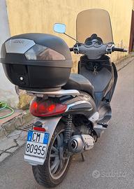 piaggio beverly 125