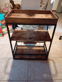 mobile stile industriale 