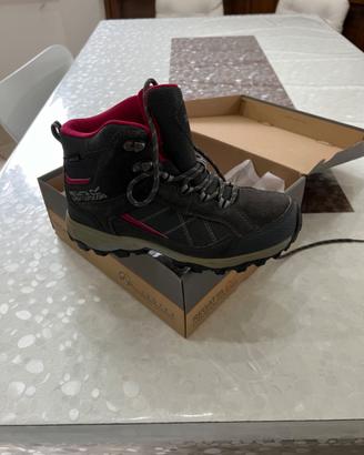 Scarponcini trekking