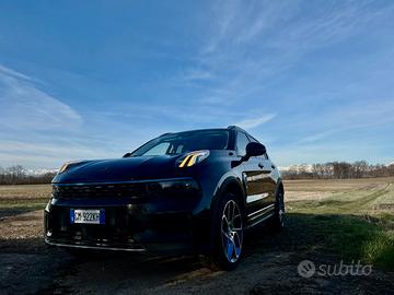 Lynk&co 01 phev elettrica+benzina