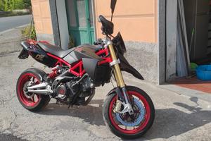 Aprilia dorsoduro 750 factory 