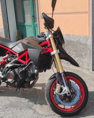 Aprilia dorsoduro 750 factory 