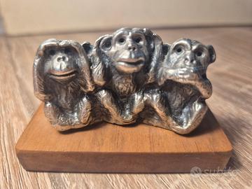 Scultura tre scimmie sagge
