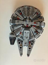 Lego Star Wars set 75105 Millennium Falcon