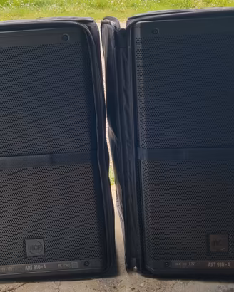 coppia casse RCF art 910-A + cover originali 