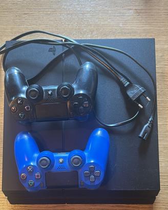 Playstation 4 500gb, 2 Joypad e 13 Giochi