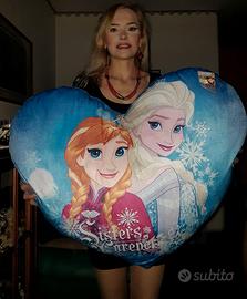 Cuscino Disney. / Nuovo.