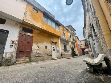 Soluzione indipendente 120 mq - bellona