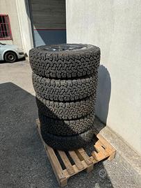 5 Cerchi Jeep + Pneumatici BF Goodrich 255/70R18