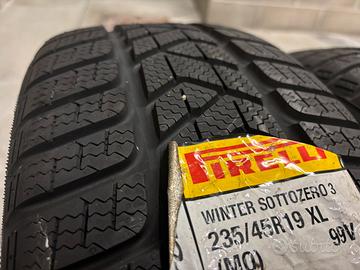 235/45/19 pirelli nuove