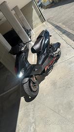 aprilia sr 50 r senza blocco !