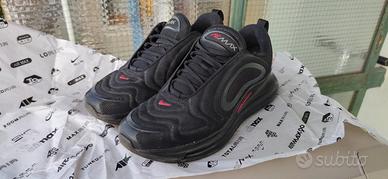 Nike Air Max 720 nero rosso