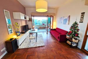 Appartamento immerso nel verde e vicino al mare