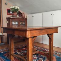 Tavolo in legno