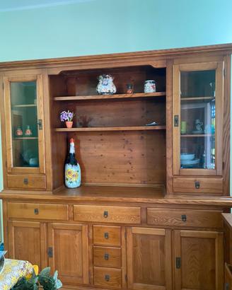 Credenza in legno massiccio