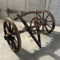 Carretto d’epoca in legno