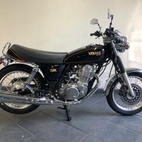 YAMAHA SR 400 Naked
