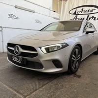 Mercedes-Benz Classe A A 180 d Automatic tua ...