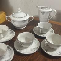 servizio da caffè in porcellana