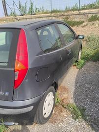 fiat punto uniproprietario, testata da rifare