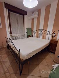 struttura letto ferro battuto