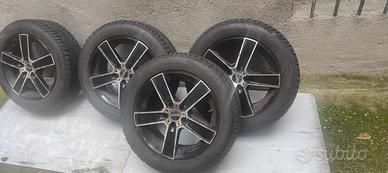 Cerchi in lega con gomme invernali 205/55