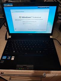 PC Toshiba Portege R830 13.3" i3 4GB RAM 320GB HDD