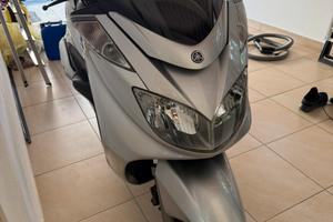 Yamaha Majesty 400