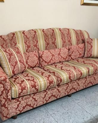 Disponibili 2 divani artigianali in tessuto