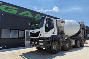 IVECO Trakker 410T50 betoniera CIFA 8x4 Euro6