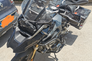 Bmw r1250 gs tenuta maniacalmente