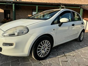 Fiat Punto 1.4 S&S 8V 5 porte VIRCIN Radio neopate