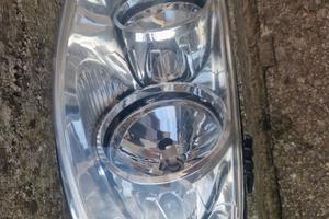 Faro Sx Fiat Punto/Fanalona