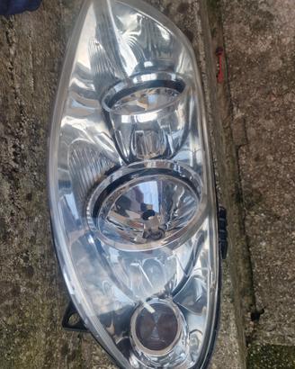 Faro Sx Fiat Punto/Fanalona