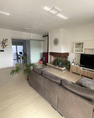 Stanza con terrazza e bagno privato