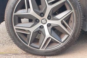 4 PNEUMATICI KLEBER KRISALP HP3 235 40/R19 96V