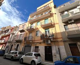 MONOLOCALE A BARLETTA
