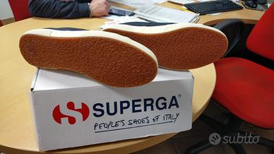 Scarpe superga