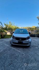 Smart Fortwo 1.0 71 CV Twinamic Prime