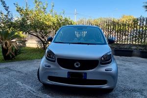 Smart Fortwo 1.0 71 CV Twinamic Prime
