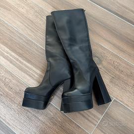 Stivali plateau versace neri in pelle 39