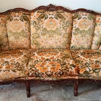 Divano 3/4 posti + due poltrone in stile classico 