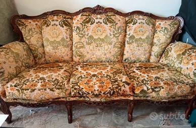 Divano 3/4 posti + due poltrone in stile classico 