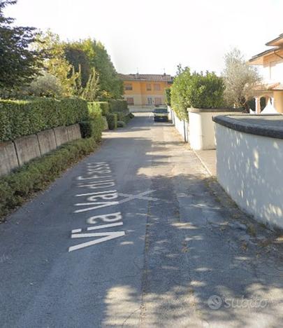 Quadrilocale a zane' con balcone e giardino