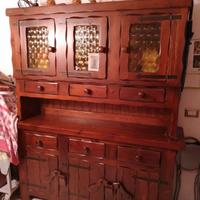 mobile in legno massiccio 