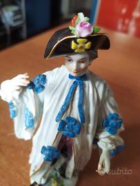 statuine  di porcellana 