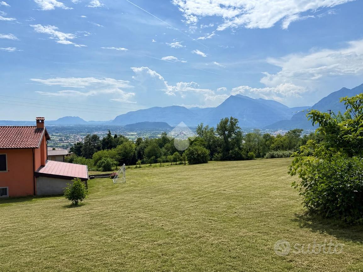 TER. RESIDENZIALE A GEMONA DEL FRIULI - Vista 3