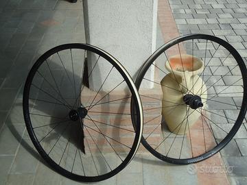 Ruote Bontrager 25 TLR