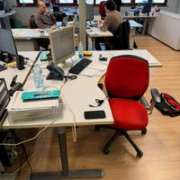 Scrivania e tavolo riunione