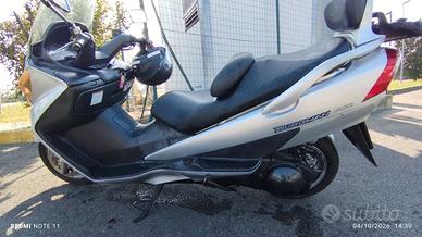 Burgman AN 400